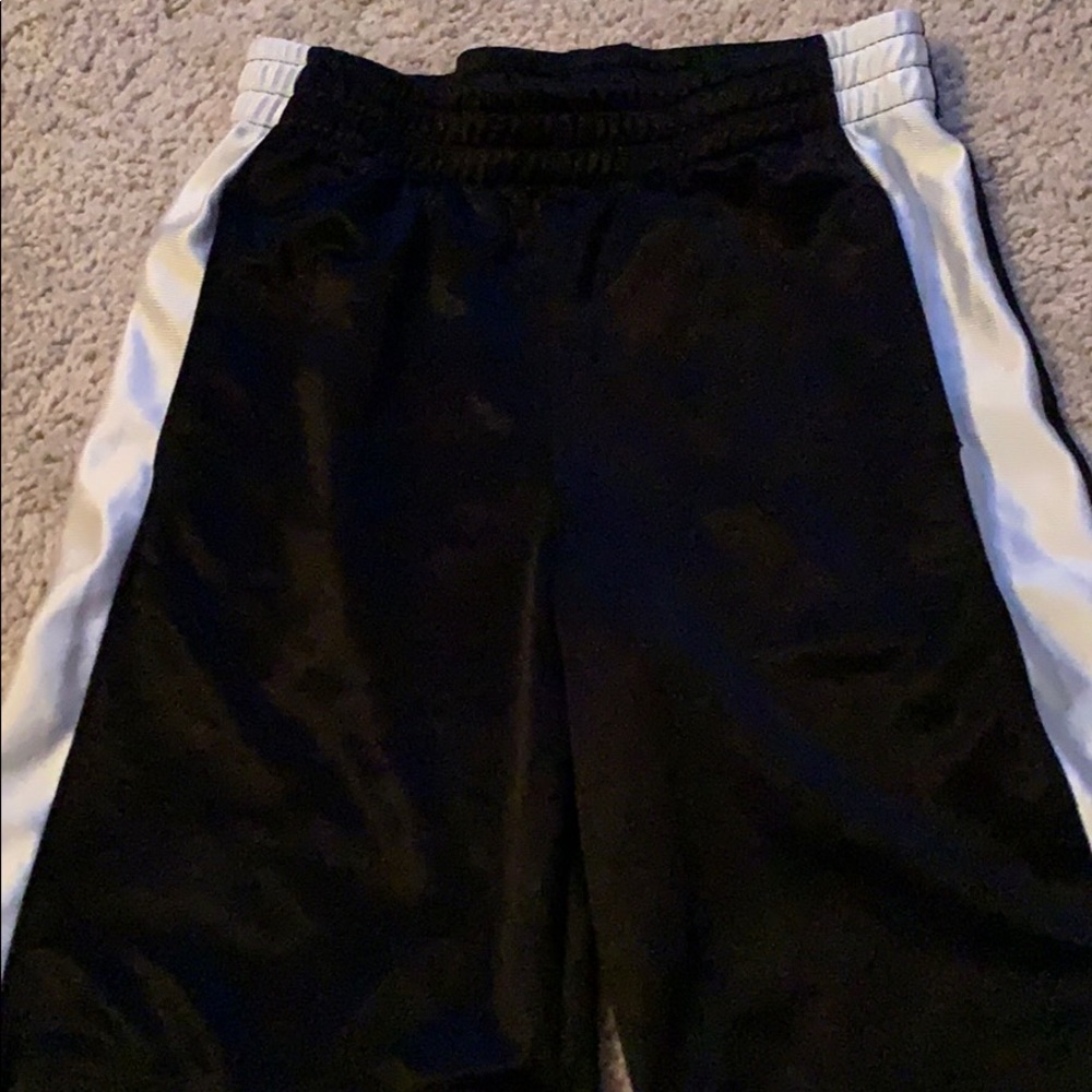Boy’s shorts